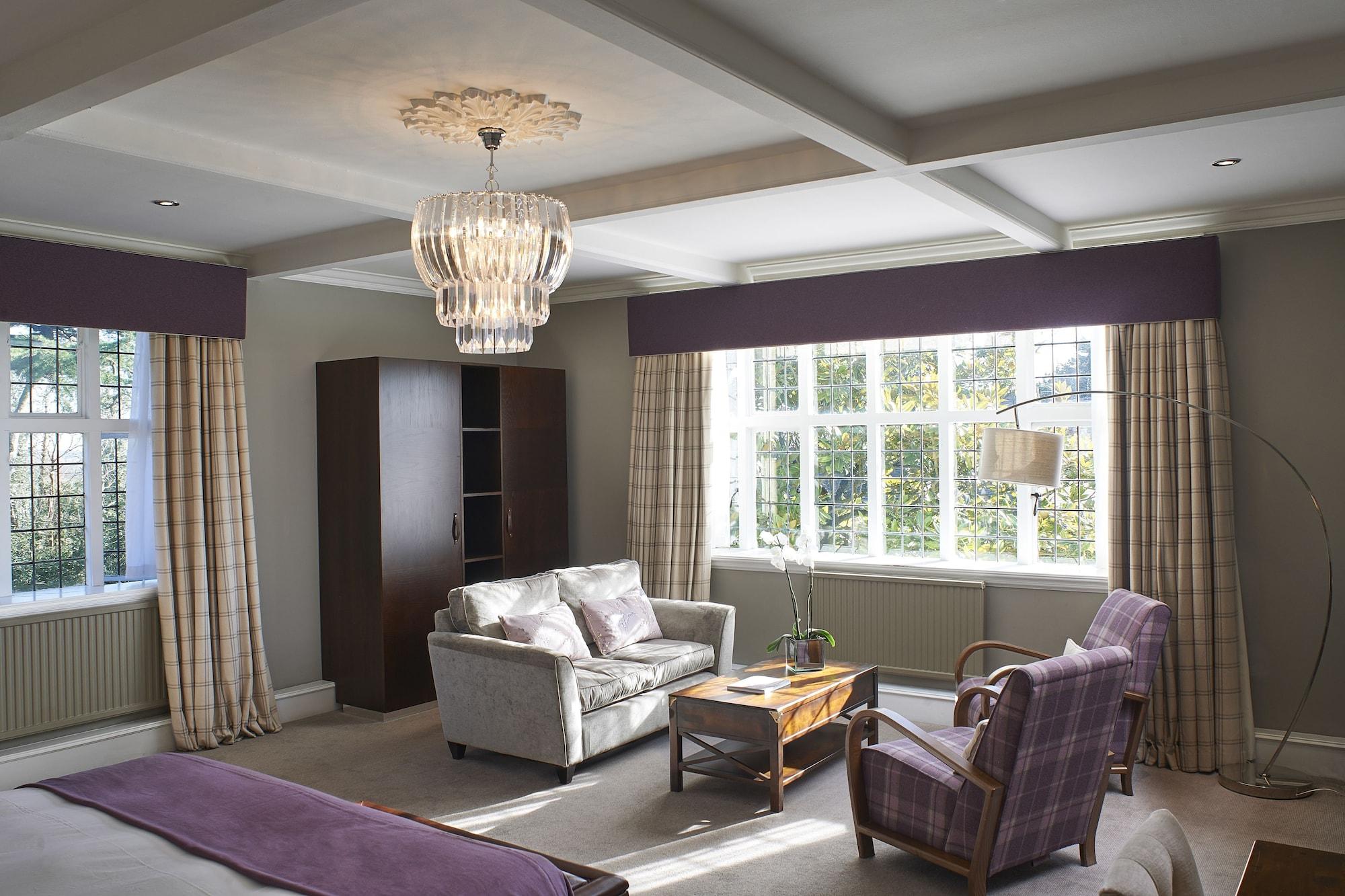 The Manor Elstree Hotel Екстериор снимка