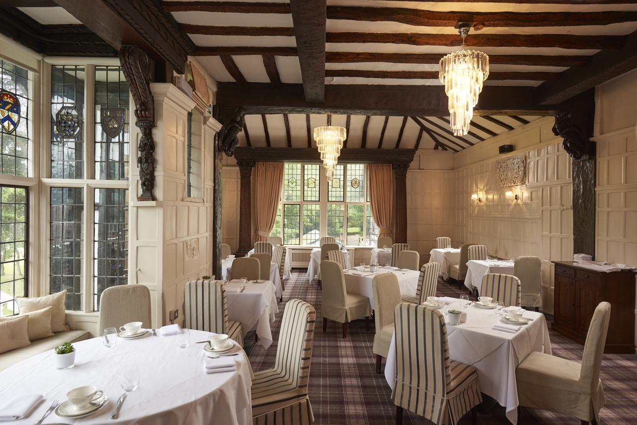 The Manor Elstree Hotel Екстериор снимка
