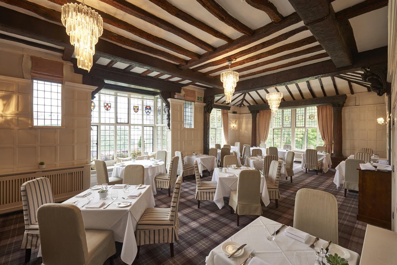 The Manor Elstree Hotel Екстериор снимка