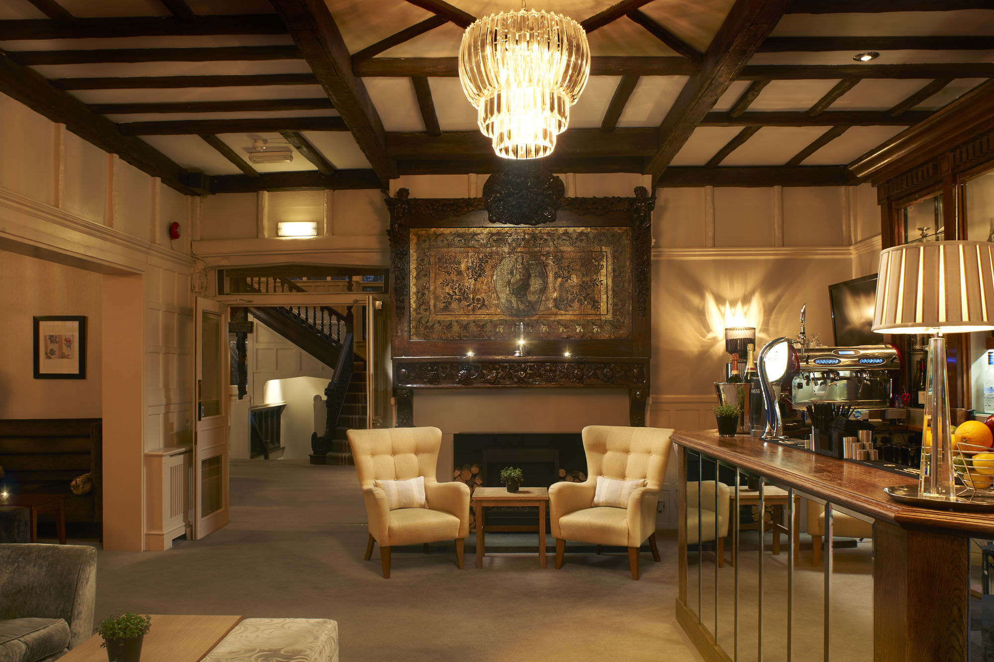 The Manor Elstree Hotel Екстериор снимка